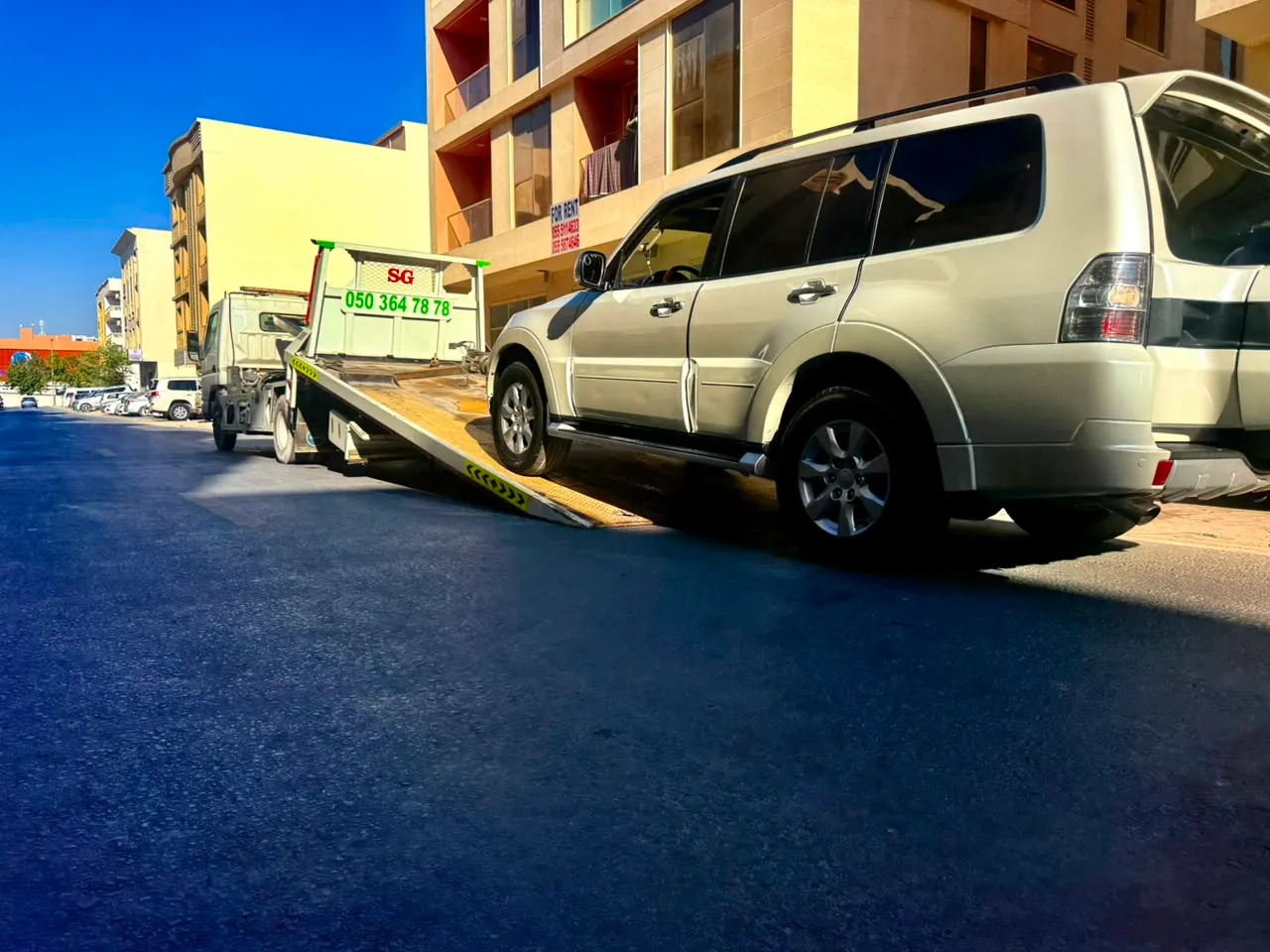 Gallery Image | 24 hour towing service Sharjah